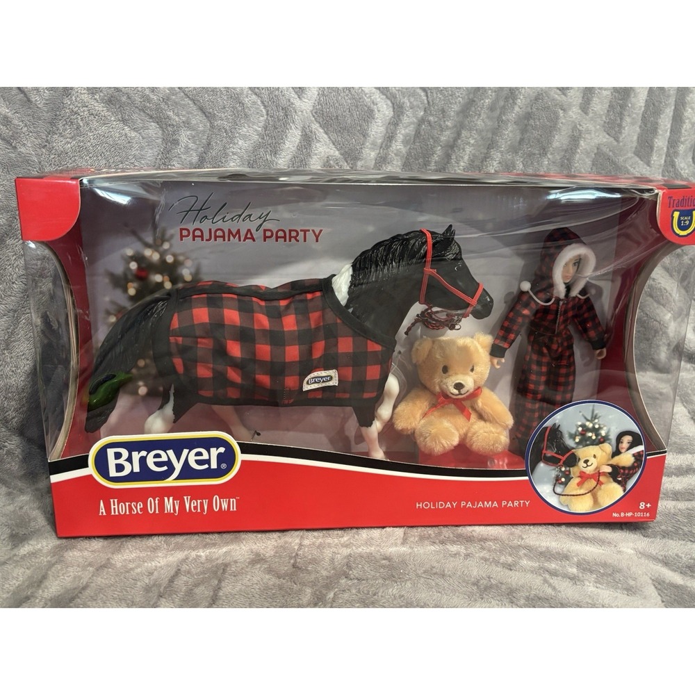 Breyer 2024 "HOLIDAY PAJAMA PARTY"